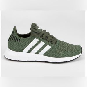 ADIDAS Swift Run Olive Womens Shoes sz 8.5